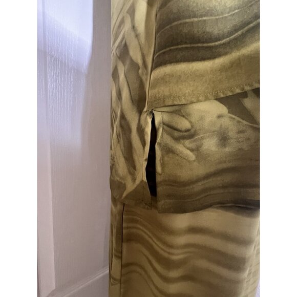 2 Piece Outfit  Short Sleeve Blouse & Long Skirt Women’s Sz Medium Palm Print - Picture 5 of 16